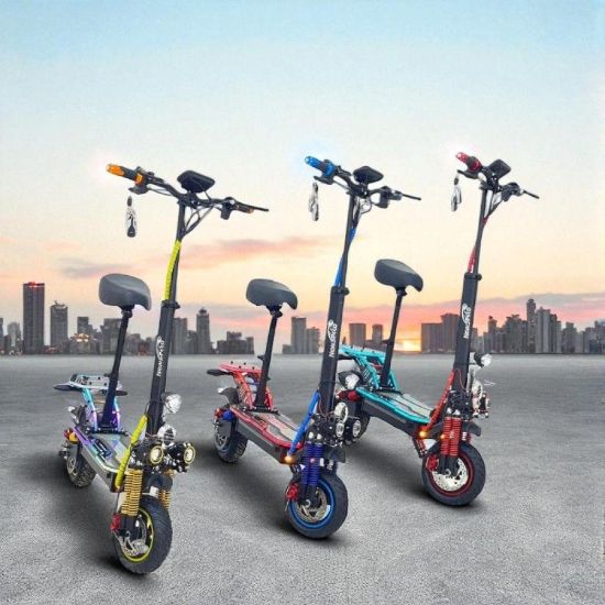 صورة سكوتر السرعة والجمال ألوان تبهر وقوة تحير